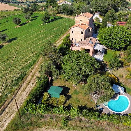 Casali Marchigiani - Ville Vacanza Private Con Piscina Ostra Bagian luar foto