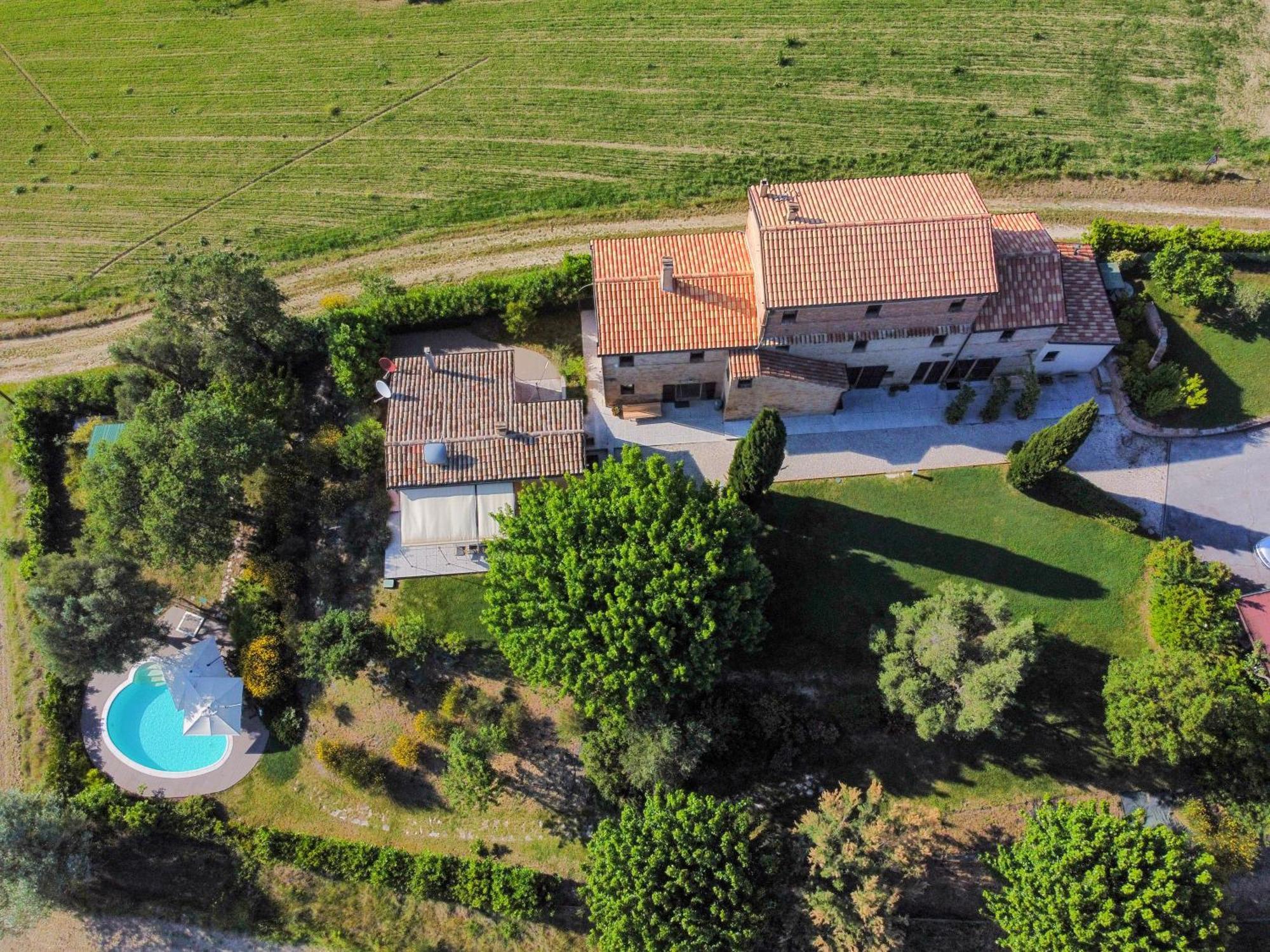 Casali Marchigiani - Ville Vacanza Private Con Piscina Ostra Bagian luar foto